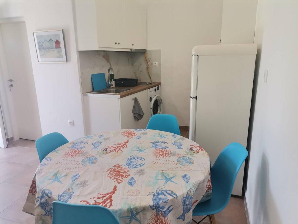 Blue Central Apt 10 Min To The Port/ Wash Machine Lavrion Ngoại thất bức ảnh